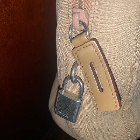 ❤️🔥🔥PRADA BOLSA ,CAQUI.MEDIANA🔥🔥♥️ - Picture 6 of 16